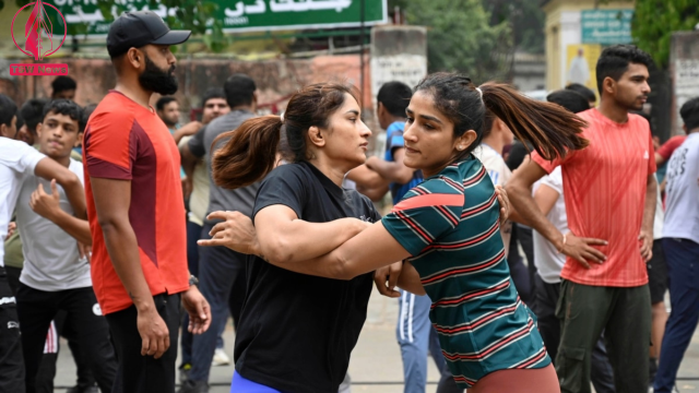 Indian Wrestlers Continue Protests Against Wrestling Body Boss Accused of Sexual Assault