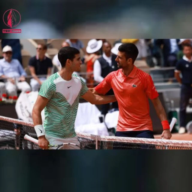 Novak Djokovic and Carlos Alcaraz cruised