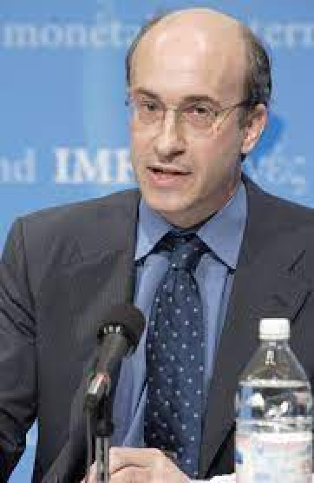 Kenneth Rogoff Predicts Prolonged High-Interest Rates in the United States
