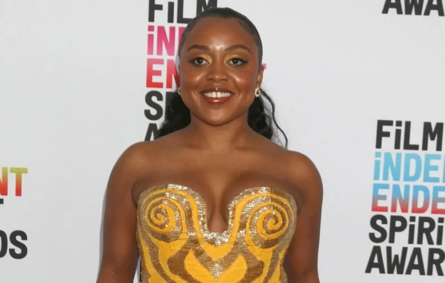 Quinta Brunson Achieves Historic Milestone as Second Black Woman to Win Comedy Lead Actress at Emmy Awards 2024.