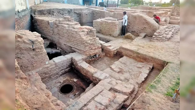 Ancient Settlement Dating Back 2800 Years Unearthed in Vadnagar, Gujarat, PM Modi's Hometown