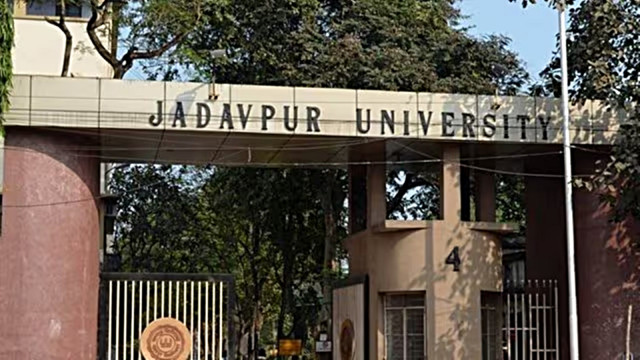 ABVP Faces Disruption as Ayodhya Ram Mandir Live-streaming Halted at Jadavpur University in Bengal