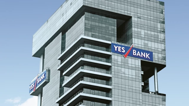 YES Bank Surges 9.50% as SBI Plans to Sell Shares Valued at Rs 5,000-7,000 Crore