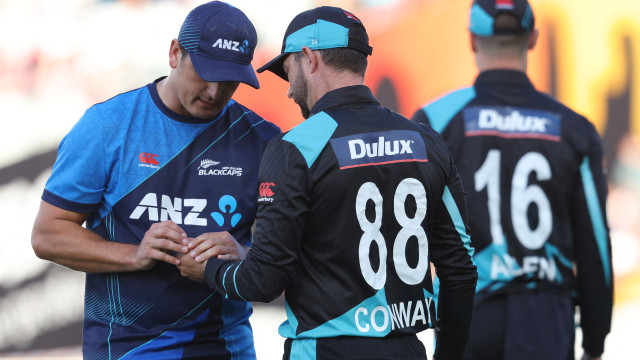 Injury Blow: Conway Out, Seifert In for Crucial NZ vs. Aus T20 Clash