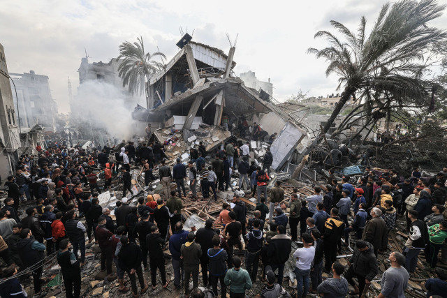 Gaza Tragedy: 20 Dead, 155 Injured in Shelling During Food Aid Distribution