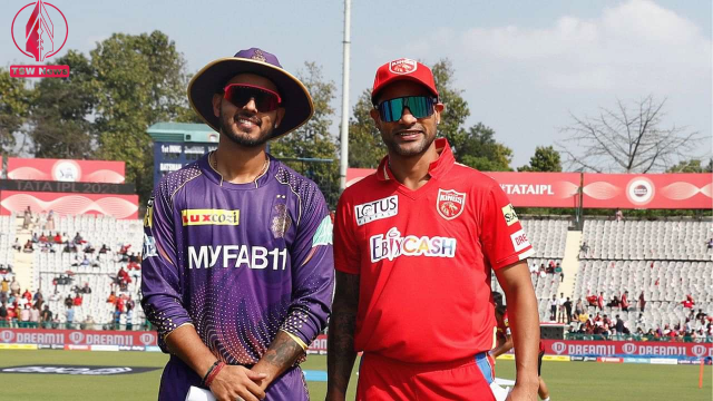 Both the captains pose in Mohali.