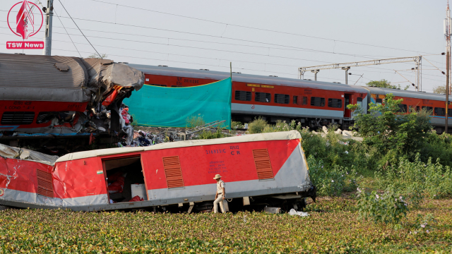 Odisha train accident – latest: Death toll rises again as more than 100 unclaimed bodies ‘to be embalmed’