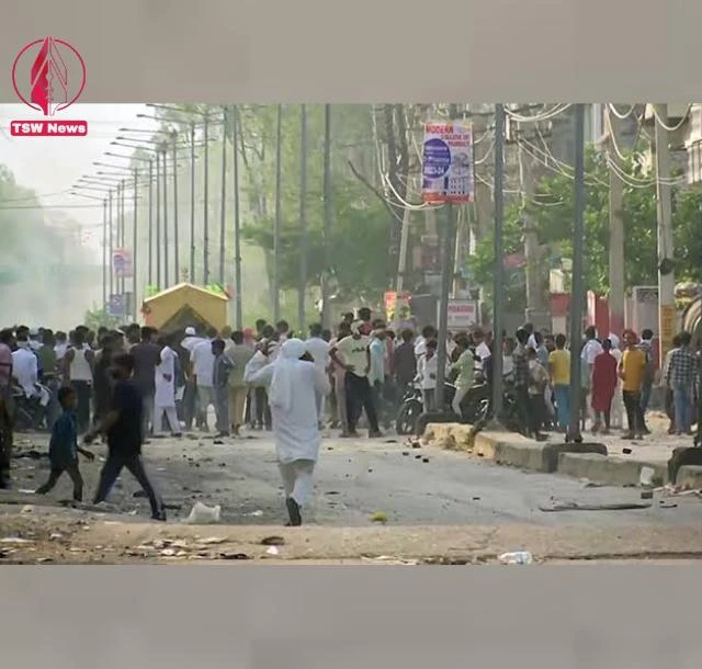 Two home guards and a civilian killed, 10 police officers injured as mob clashes with VHP procession in Nuh, sparking violence in Gurugram.