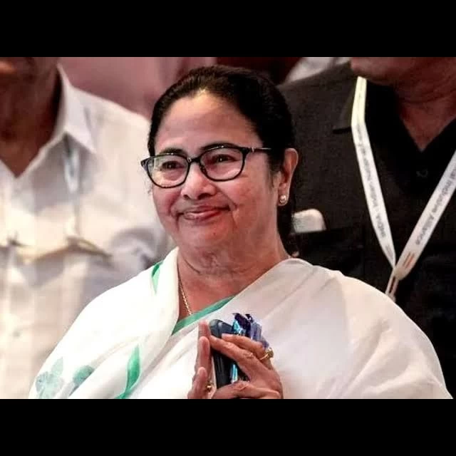 Leg Injury Puts Mamata Banerjee on 10-Day Rest, Doctors Monitor Her Condition