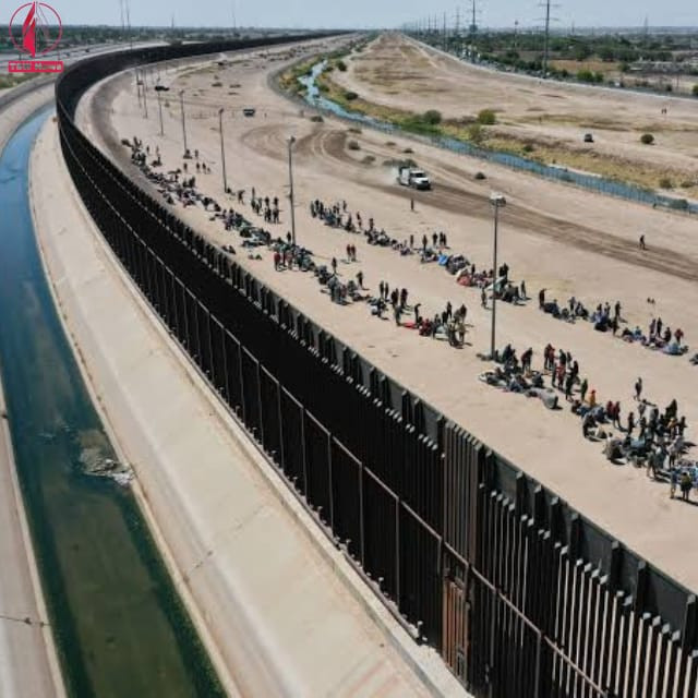 The US has lifted COVID-19 border restrictions that prevented many migrants from entering from Mexico. This was replaced by a new asylum regulation aimed 