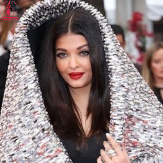 Sharing a snapshot of Aishwarya Rai's stunning red carpet appearance, Agnihotri highlighted the picture where a man in a black suit 