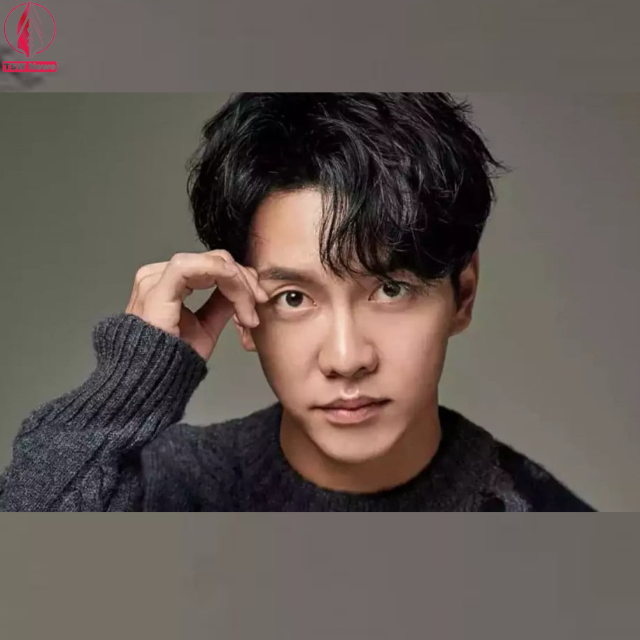In a surprising move, Korean actor-singer Lee Seung-gi has made a significant change to his official Instagram account. All posts have been deleted, including his profile photo